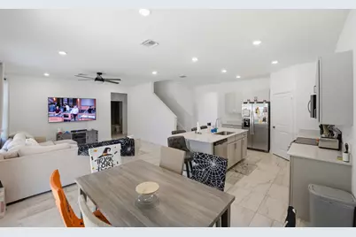 6016 SE Se Violet Ln Lane, Stuart, FL 34997 - Photo 7