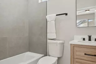 1018 Carolina Cir SW, Vero Beach, FL 32962 - Photo 33