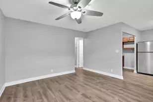 240 SE 9th Ave, Pompano Beach, FL 33060 - Photo 9