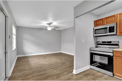 240 SE 9th Avenue, Unit #2, Pompano Beach, FL 33060 - Photo 3