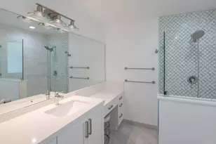 7504 Pine Tree Ln, Lake Clarke Shores, FL 33406 - Photo 15