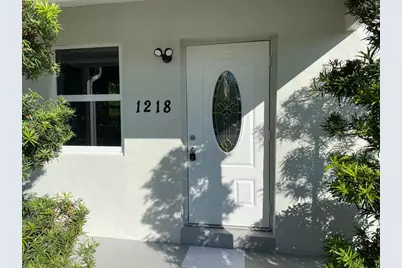 1218 S B Street, Lake Worth Beach, FL 33460 - Photo 5