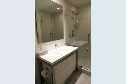 2000 Metropica Way, Unit #811, Sunrise, FL 33323 - Photo 7