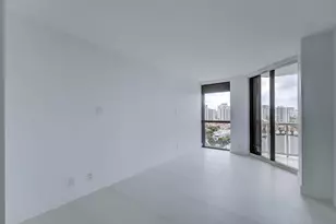 3640 Yacht Club Dr, Aventura, FL 33180 - Photo 17