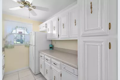 109 Lakes End Drive, Unit #D, Fort Pierce, FL 34982 - Photo 7