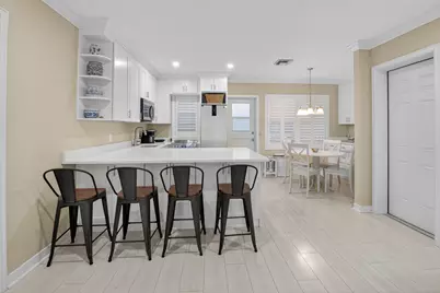 817 N Ocean Boulevard, Unit #17, Delray Beach, FL 33483 - Photo 11