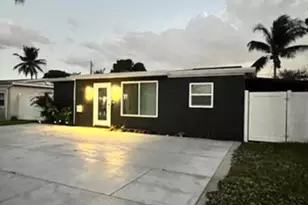 200 NE 56th St, Oakland Park, FL 33334 - Photo 31