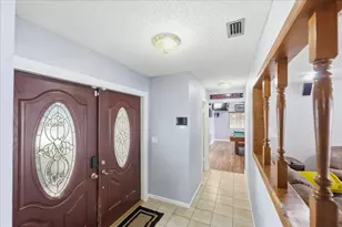 8301 SW 27th Pl, Davie, FL 33328 - Photo 5