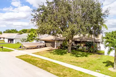 8301 SW 27th Place, Davie, FL 33328 - Photo 3