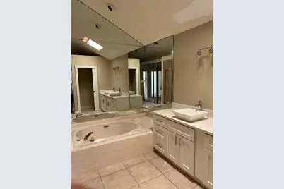 2387 Oak Tree Lane, West Palm Beach, FL 33409 - Photo 17