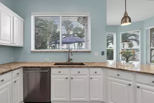 1219 Avondale Ln, West Palm Beach, FL 33409 - Photo 17