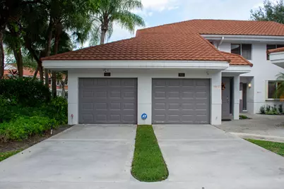 992 NW 93rd Avenue, Unit #18, Plantation, FL 33324 - Photo 1