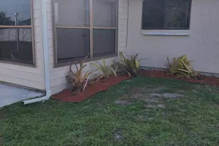 2482 SE Floresta Dr, Port Saint Lucie, FL 34984 - Photo 21