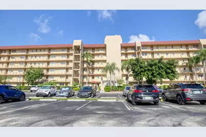 3590 Via Poinciana, Unit #614, Lake Worth, FL 33467 - Photo 1