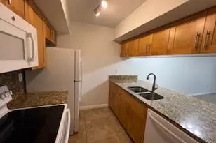 18206 Mediterranean Blvd, Hialeah, FL 33015 - Photo 15