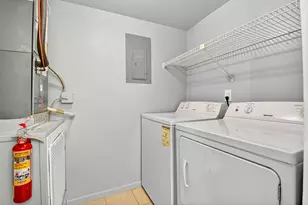 337 Knotty Pine Cir, Greenacres, FL 33463 - Photo 21