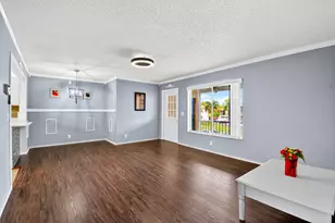 337 Knotty Pine Cir, Greenacres, FL 33463 - Photo 13