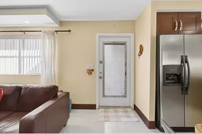 185 Brittany D, Delray Beach, FL 33446 - Photo 3