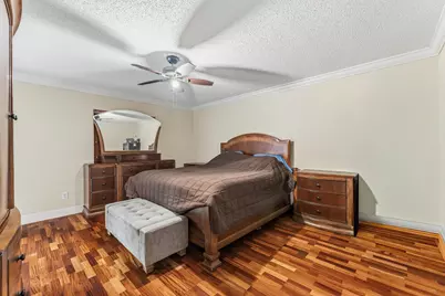 1074 SW Eckard Avenue, Port Saint Lucie, FL 34953 - Photo 11