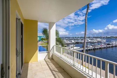 806 E Windward Way, Unit #201, Lantana, FL 33462 - Photo 9