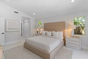 1132 NE 3rd Ave, Boca Raton, FL 33432 - Photo 17