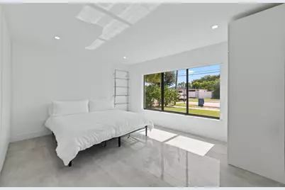 2511 NE 209th Terrace, Miami, FL 33180 - Photo 35