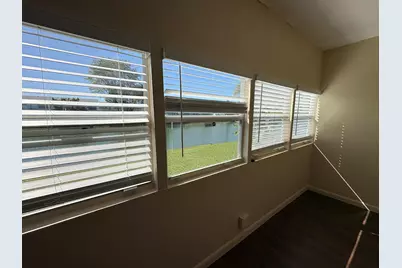 34 Northampton B, West Palm Beach, FL 33417 - Photo 5