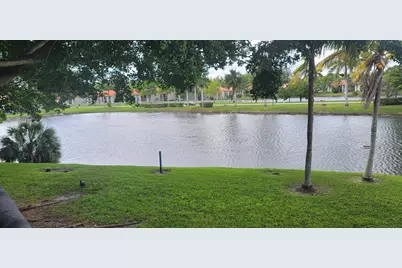 1523 Lake Crystal Drive, Unit #E, West Palm Beach, FL 33411 - Photo 23
