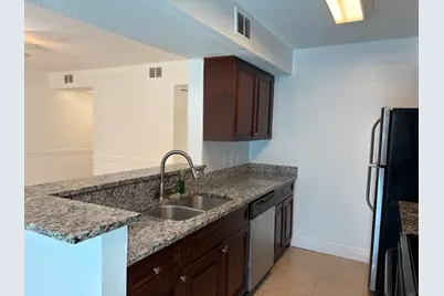 815 W Boynton Beach Boulevard, Unit #4-102, Boynton Beach, FL 33426 - Photo 9