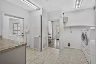 8855 N Bates Rd, Palm Beach Gardens, FL 33418 - Photo 43