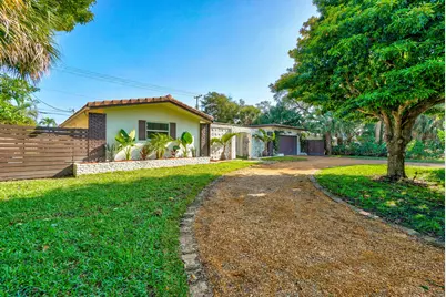 711 SW 25th Place, Boynton Beach, FL 33435 - Photo 5