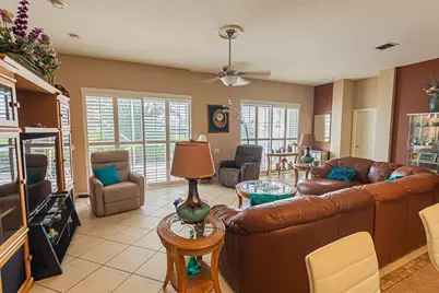 307 NW Clearview Court, Port Saint Lucie, FL 34986 - Photo 9