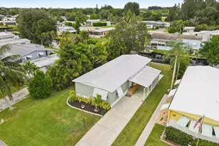 251 SE Paradise Pl, Stuart, FL 34997 - Photo 27