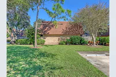 1415 14th Lane, Palm Beach Gardens, FL 33418 - Photo 3