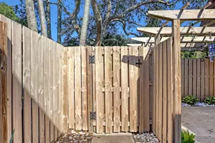 1415 14th Ln, Palm Beach Gardens, FL 33418 - Photo 7