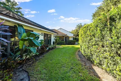 11373 Twelve Oaks Way E, North Palm Beach, FL 33408 - Photo 43