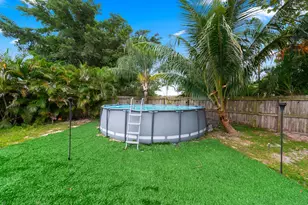 543 SE Calmoso Dr, Port Saint Lucie, FL 34983 - Photo 19