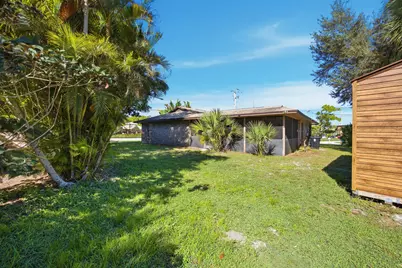 1102 SE Petunia Avenue, Port Saint Lucie, FL 34952 - Photo 13