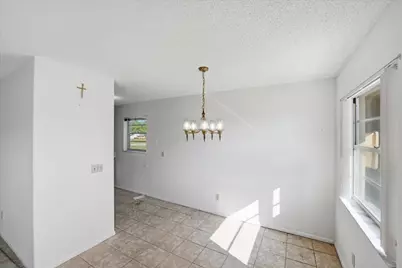 28 Lake Vista Trail, Unit #105, Port Saint Lucie, FL 34952 - Photo 5