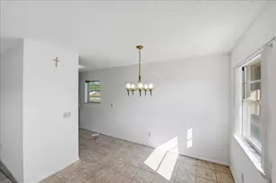 28 Lake Vista Trail, Port Saint Lucie, FL 34952 - Photo 5
