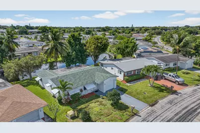 7340 NW 8th Street, Margate, FL 33063 - Photo 25