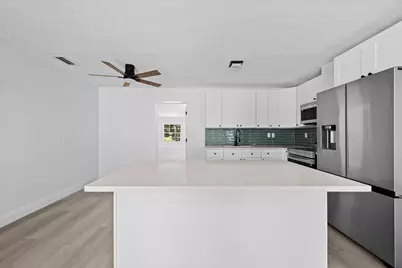 905 SE 10th Street, Stuart, FL 34994 - Photo 5