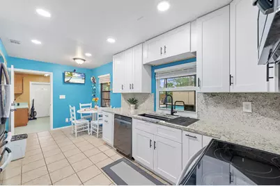 515 NW Twylite Terrace, Port Saint Lucie, FL 34983 - Photo 13