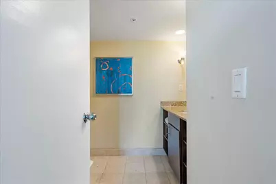 2670 E Sunrise Boulevard, Unit #409, Fort Lauderdale, FL 33304 - Photo 21