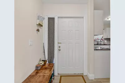 211 Meadows Drive, Boynton Beach, FL 33436 - Photo 5