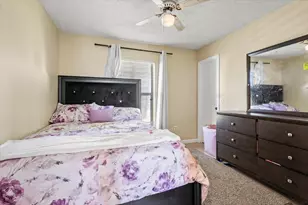 2174 SW Larchmont Ln, Port Saint Lucie, FL 34984 - Photo 21