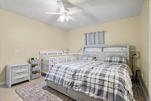 2174 SW Larchmont Ln, Port Saint Lucie, FL 34984 - Photo 11