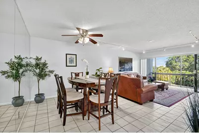 2500 Presidential Way, Unit #302, West Palm Beach, FL 33401 - Photo 11