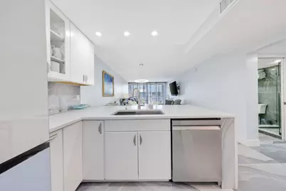 12 Royal Palm Way, Unit #605, Boca Raton, FL 33432 - Photo 5