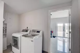 1371 Woodcrest Road Unit, West Palm Beach, FL 33417 - Photo 3